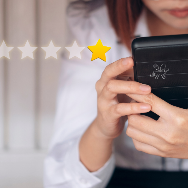 avis client réseaux sociaux
